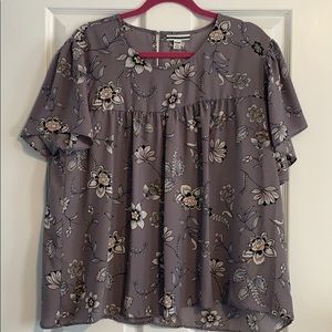 NWOT! Lavender flowy top from Nordstrom!